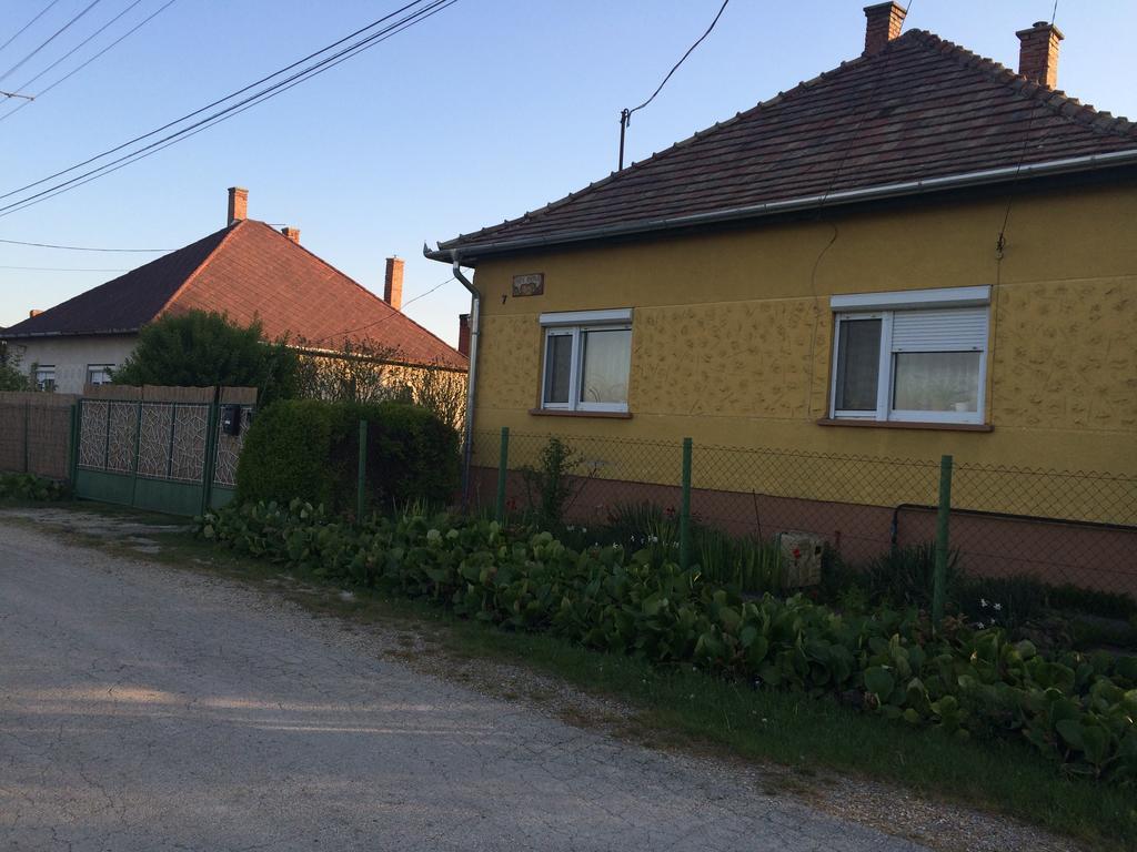 Ferenc Wellnes Apartment Csajág Exterior photo